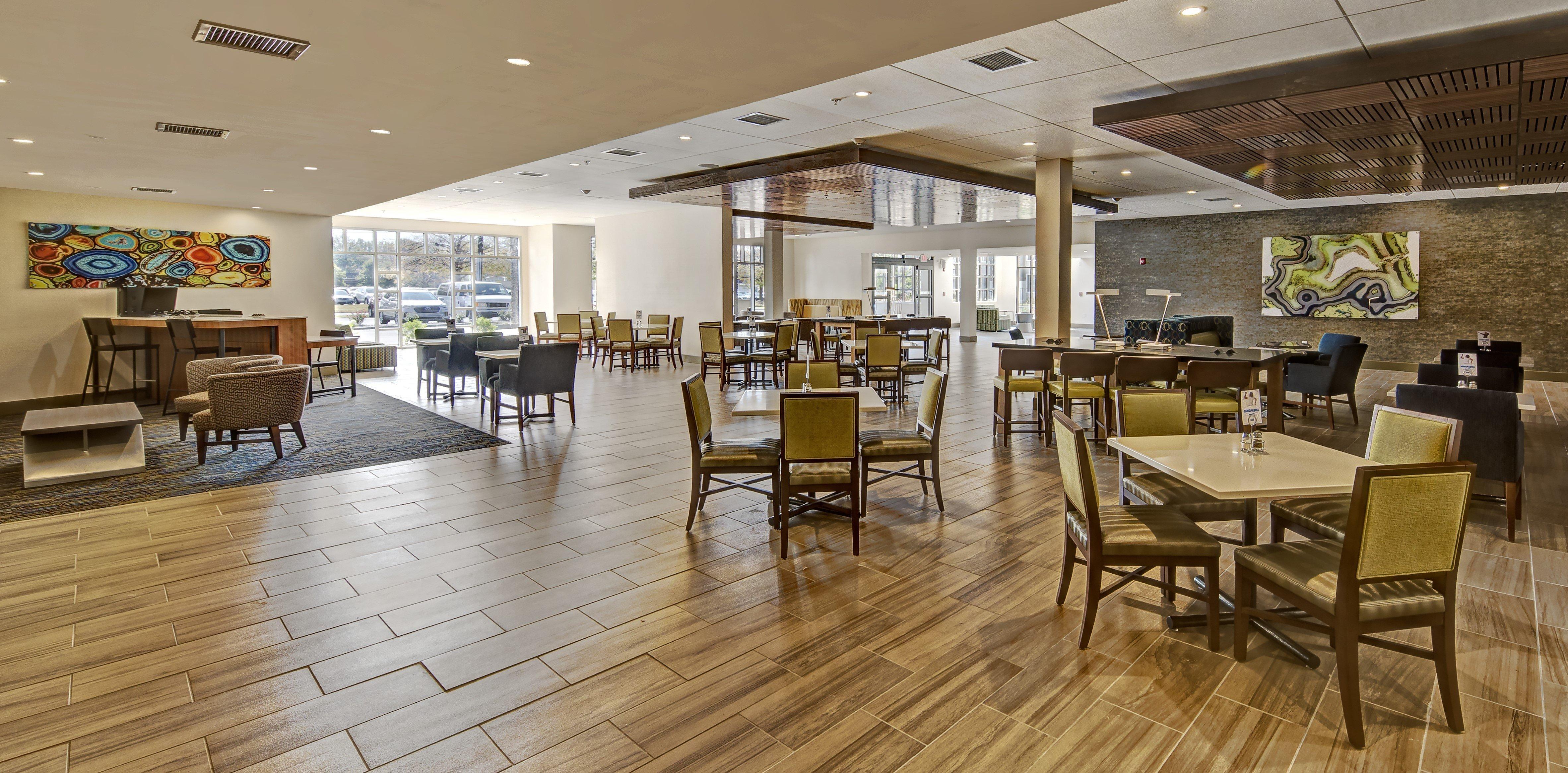 Express Airport Expo Center By Ihg 3*