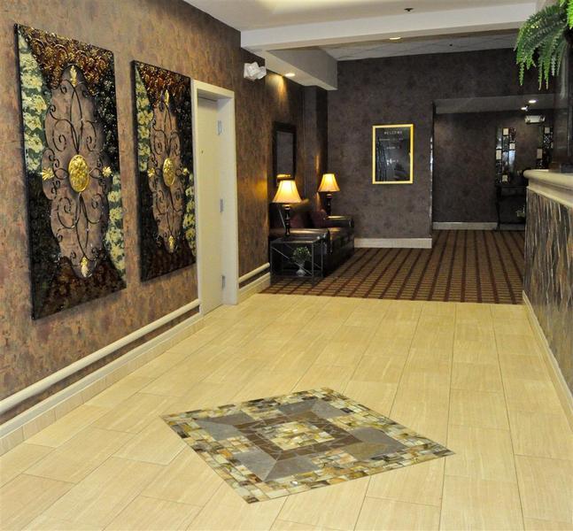 Hotel Express Airport Expo Center By Ihg