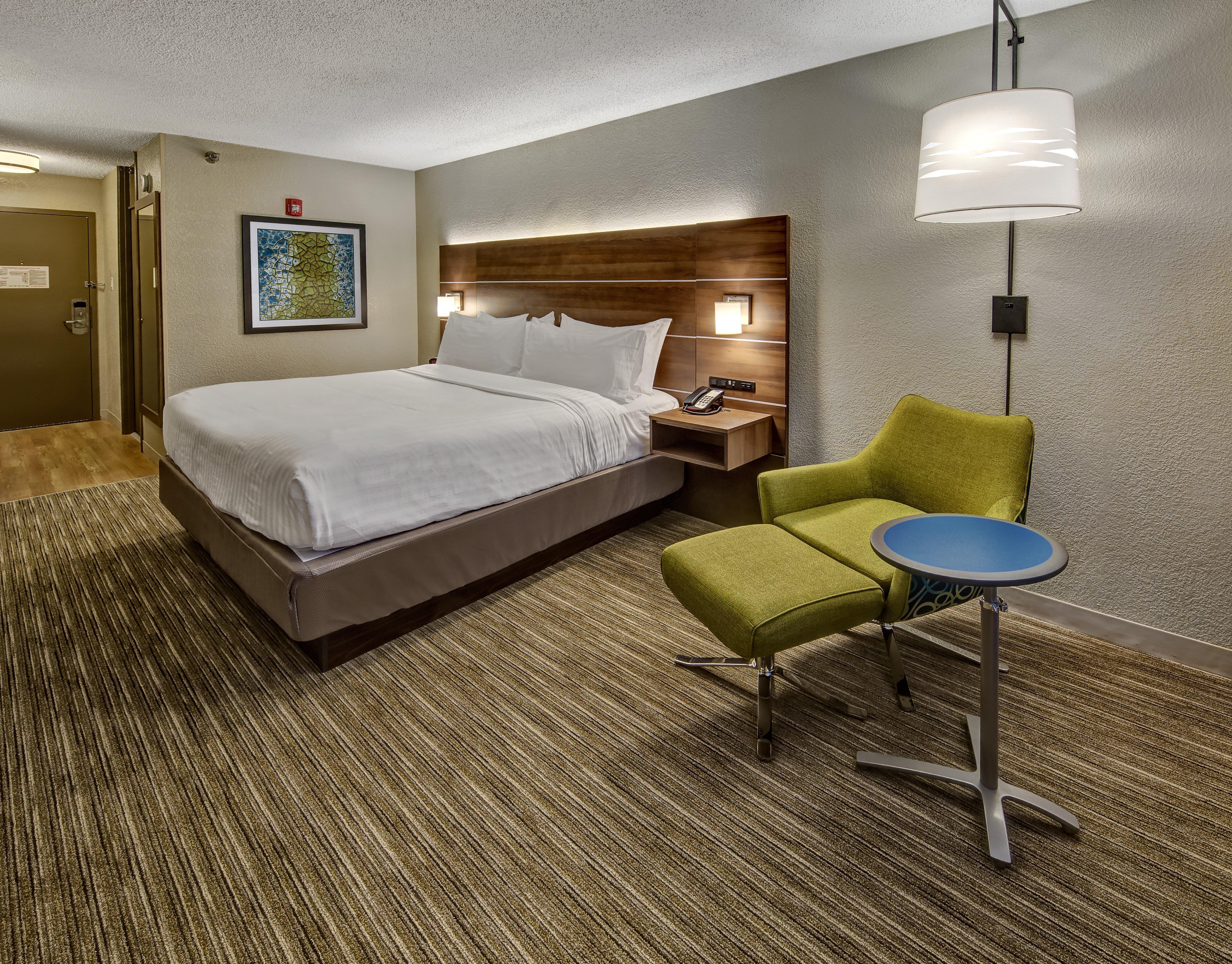 Hotel Holiday Express Airport Expo Center By Ihg Louisville